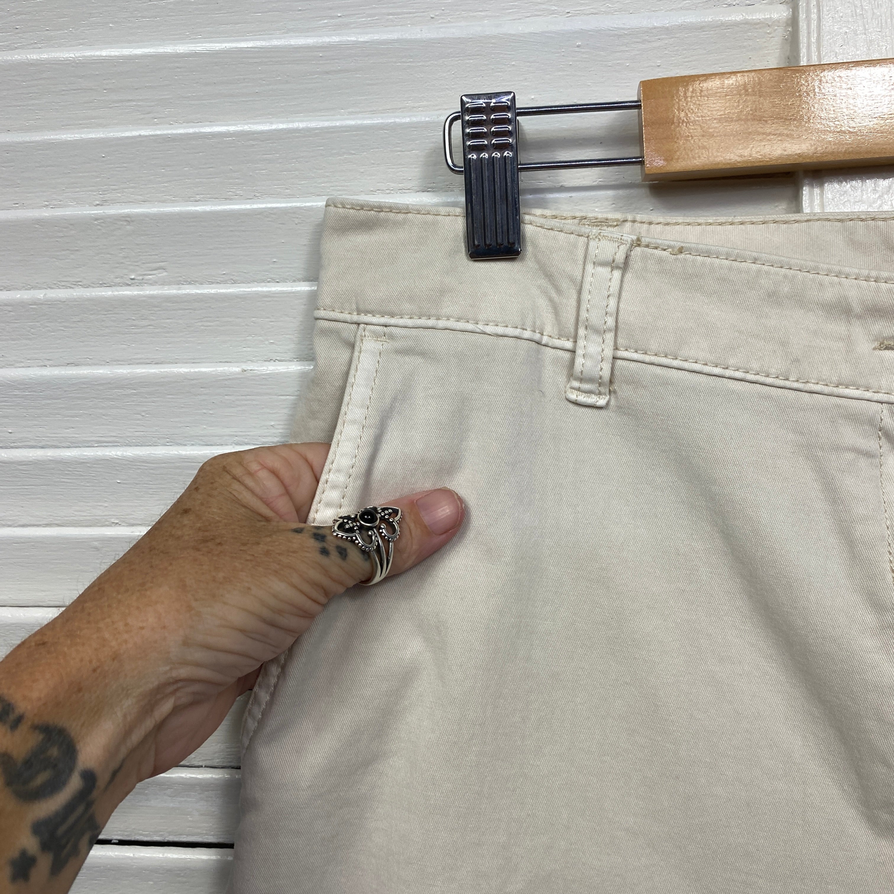 Target Chino Pants Size 14 Cream Pockets Rolled Cuff (New with marks) - Image 4