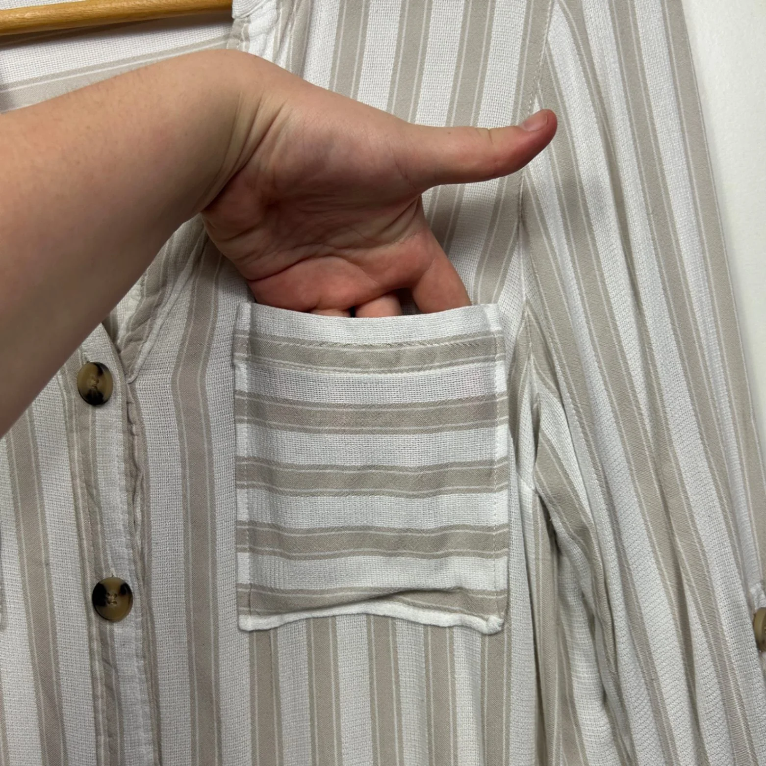 Target Striped Beige White Long Sleeve Button Up Top Size 14 - Image 5