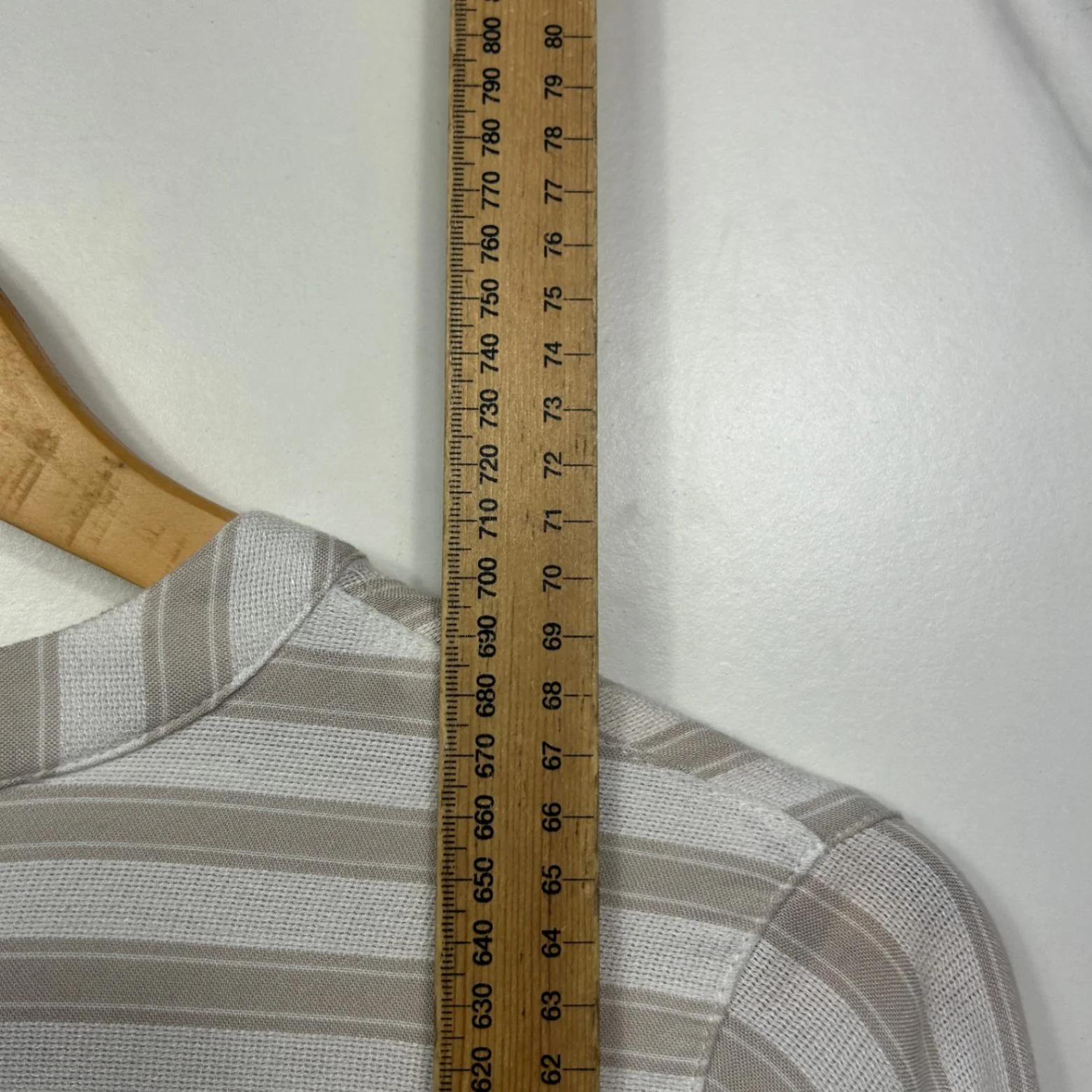 Target Striped Beige White Long Sleeve Button Up Top Size 14 - Image 6