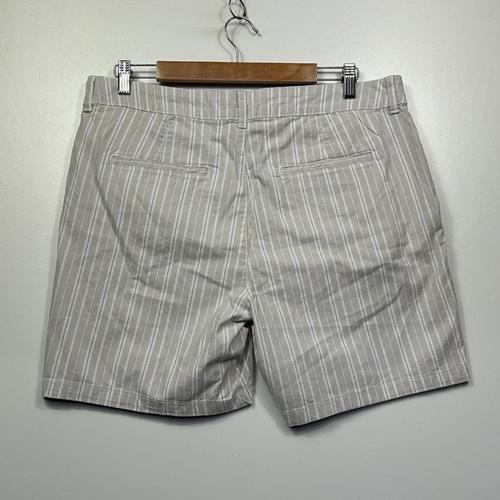 Target Woman Beige & White Striped Shorts - Size 16 - Image 3