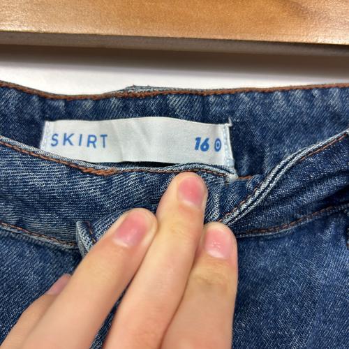 Target Blue Denim Raw Hem Mini Skirt - Size 16 - Image 2
