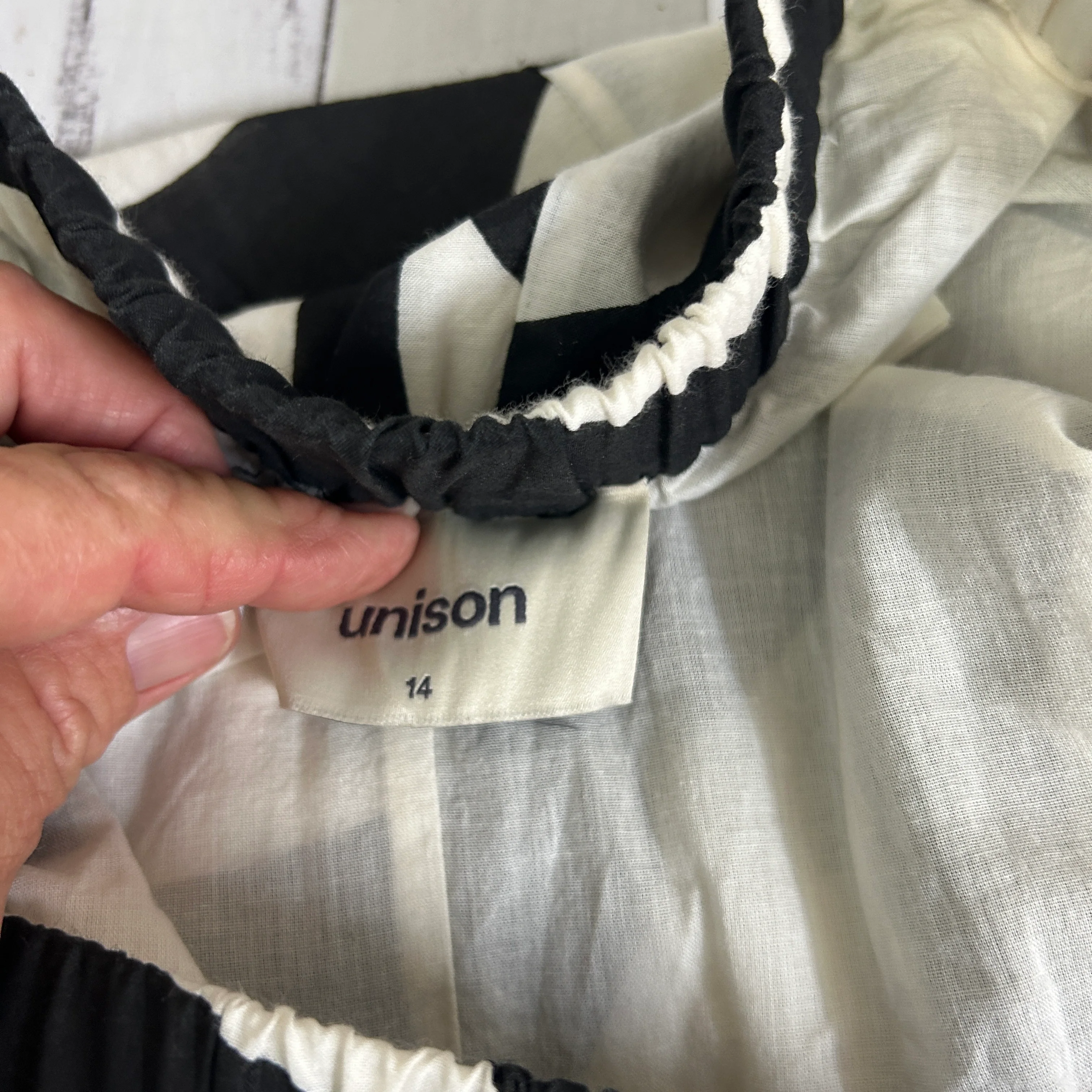 Unison Black and White Geometric Print Pants - Size 14 - Image 6