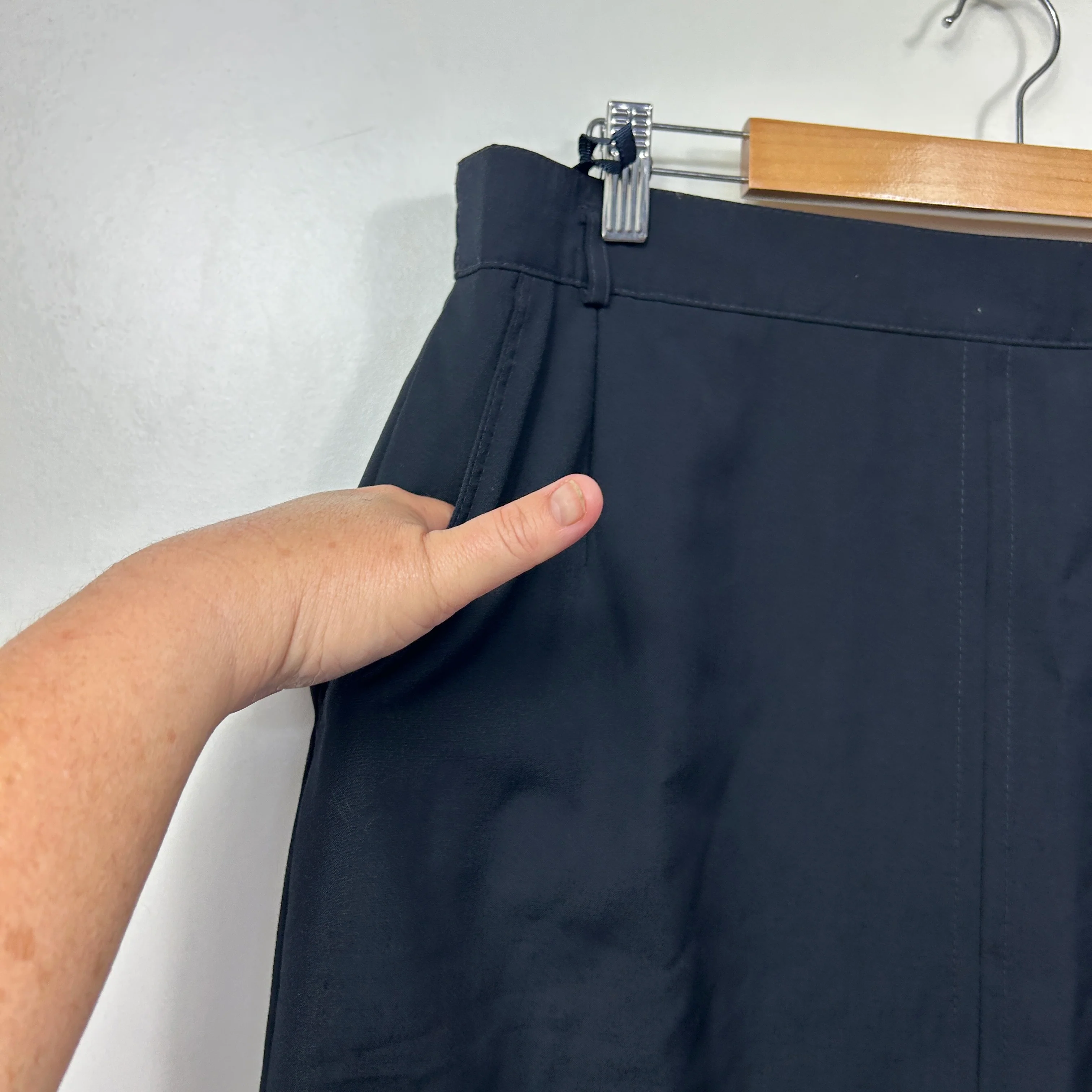 Vintage German Bardehle Black Textured Pencil Skirt - Size XL - Image 4