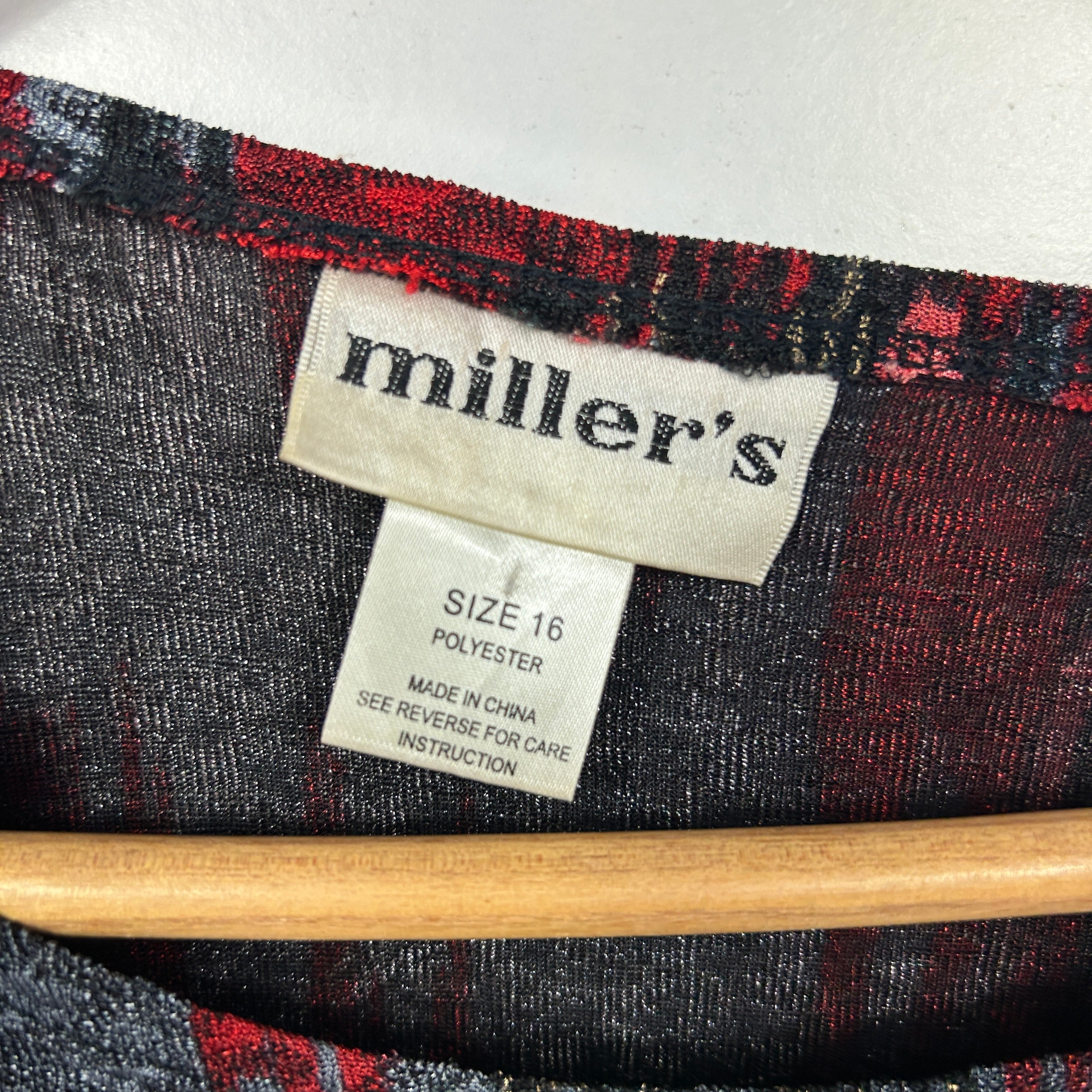 Vintage Millers Red Grey Abstract Print Top - Size 16 - Image 2