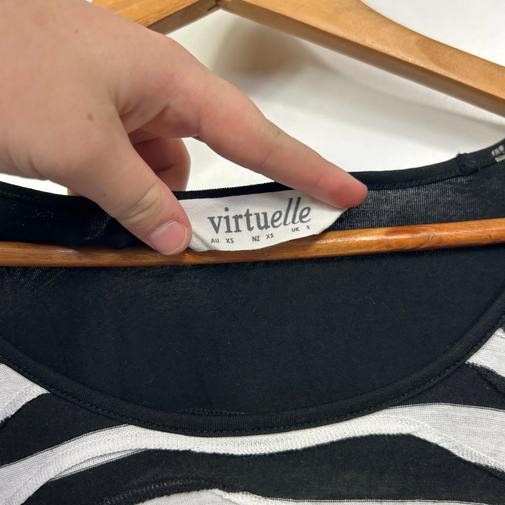 Virtuelle Black White Striped Short Sleeve Casual Top Size 14 - 16 XS Plus - Image 3