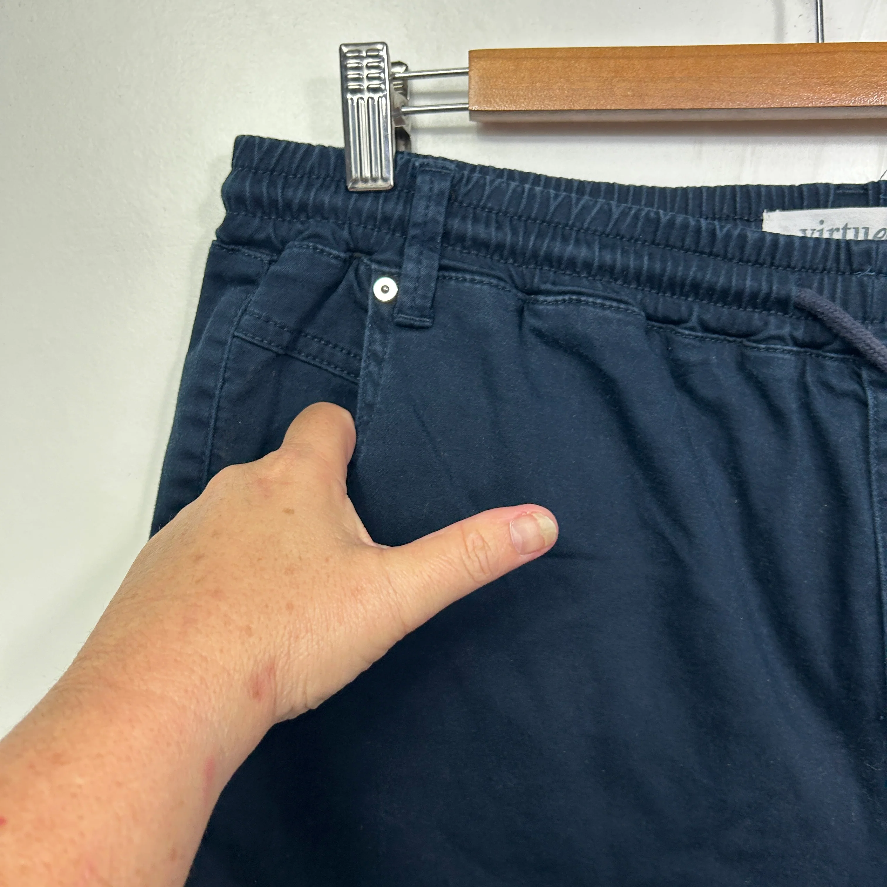 Virtuelle Navy Cropped Pants - Size 16 - Image 4