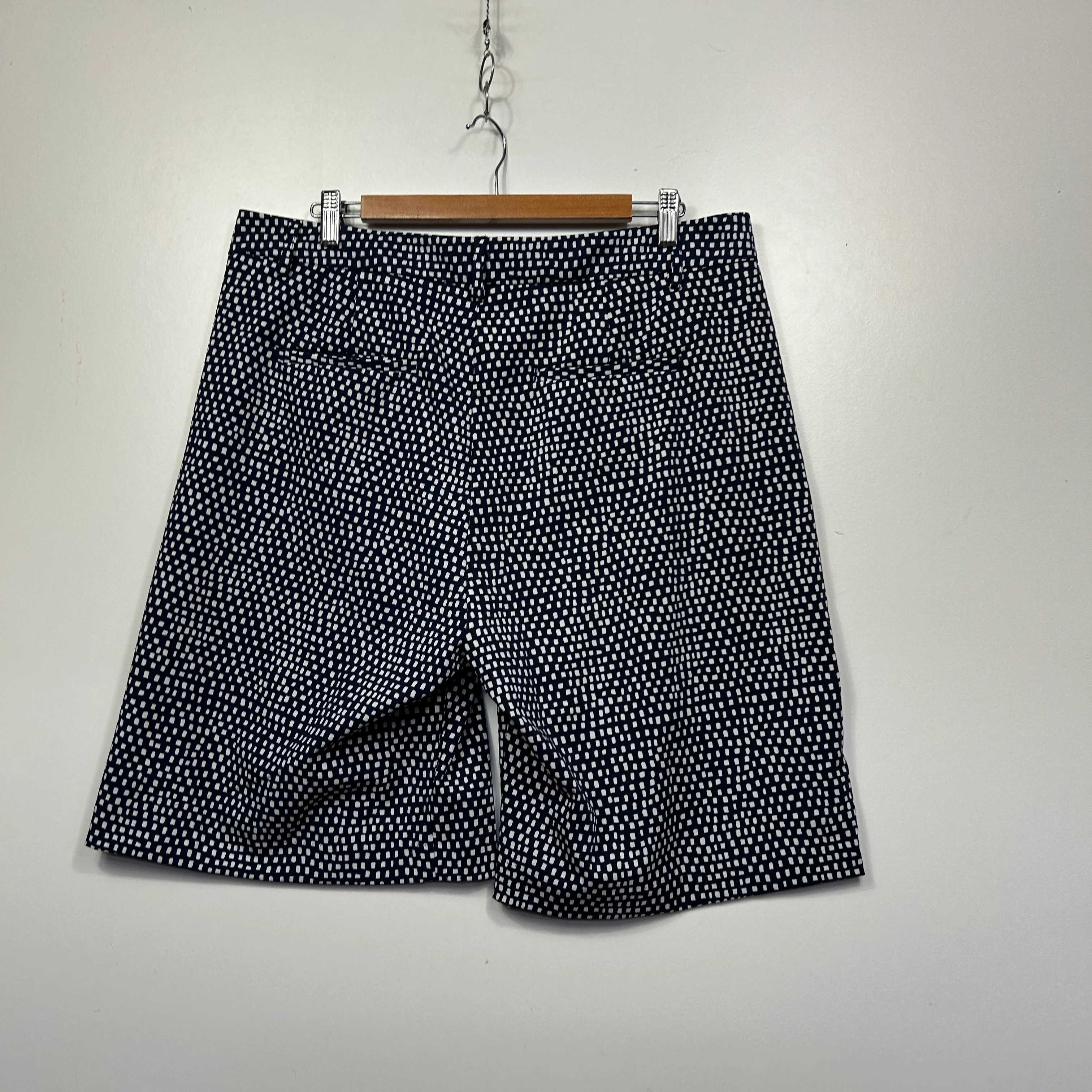 W.Lane Navy and White Geometric Print Short - Size 16 - Image 2