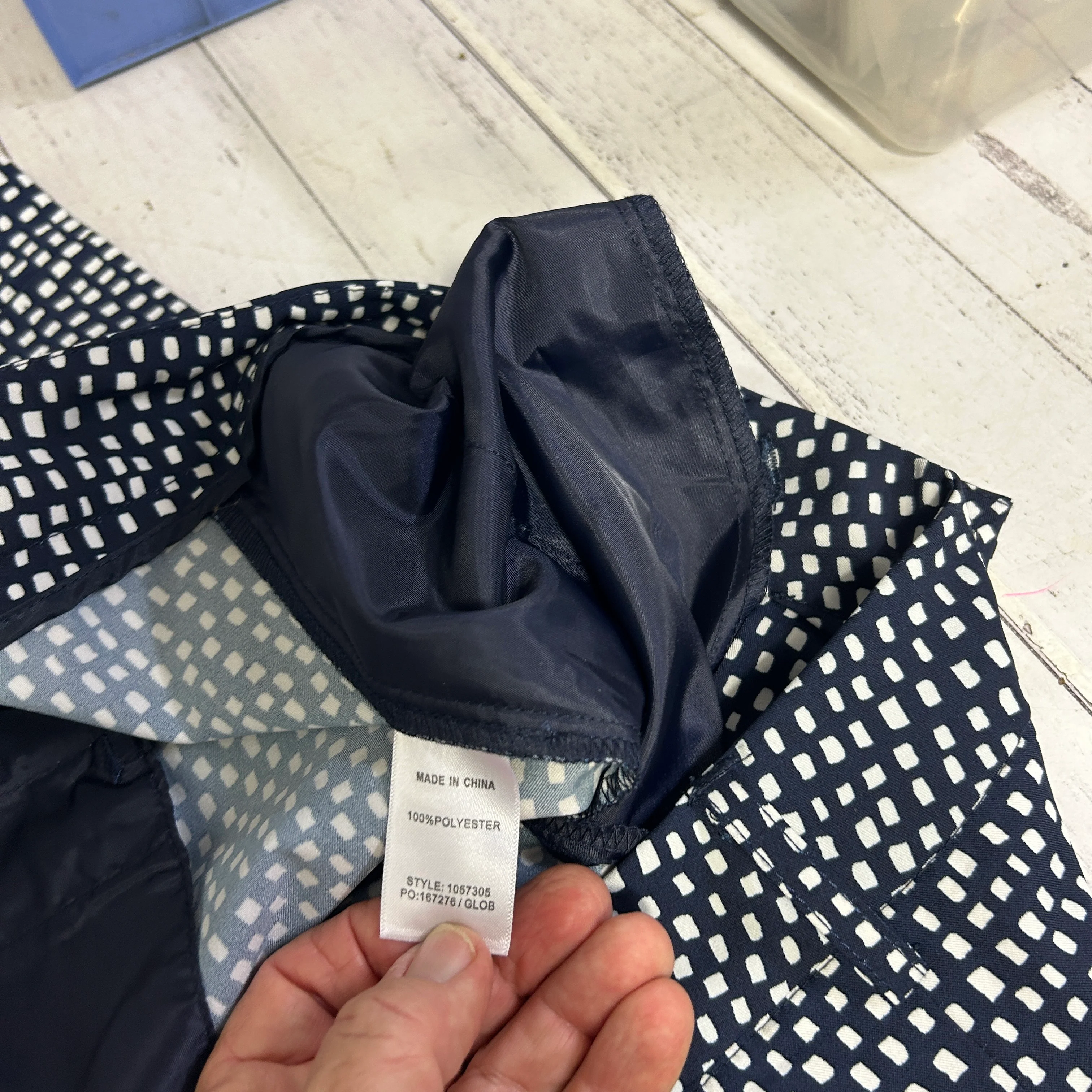 W.Lane Navy and White Geometric Print Short - Size 16 - Image 6