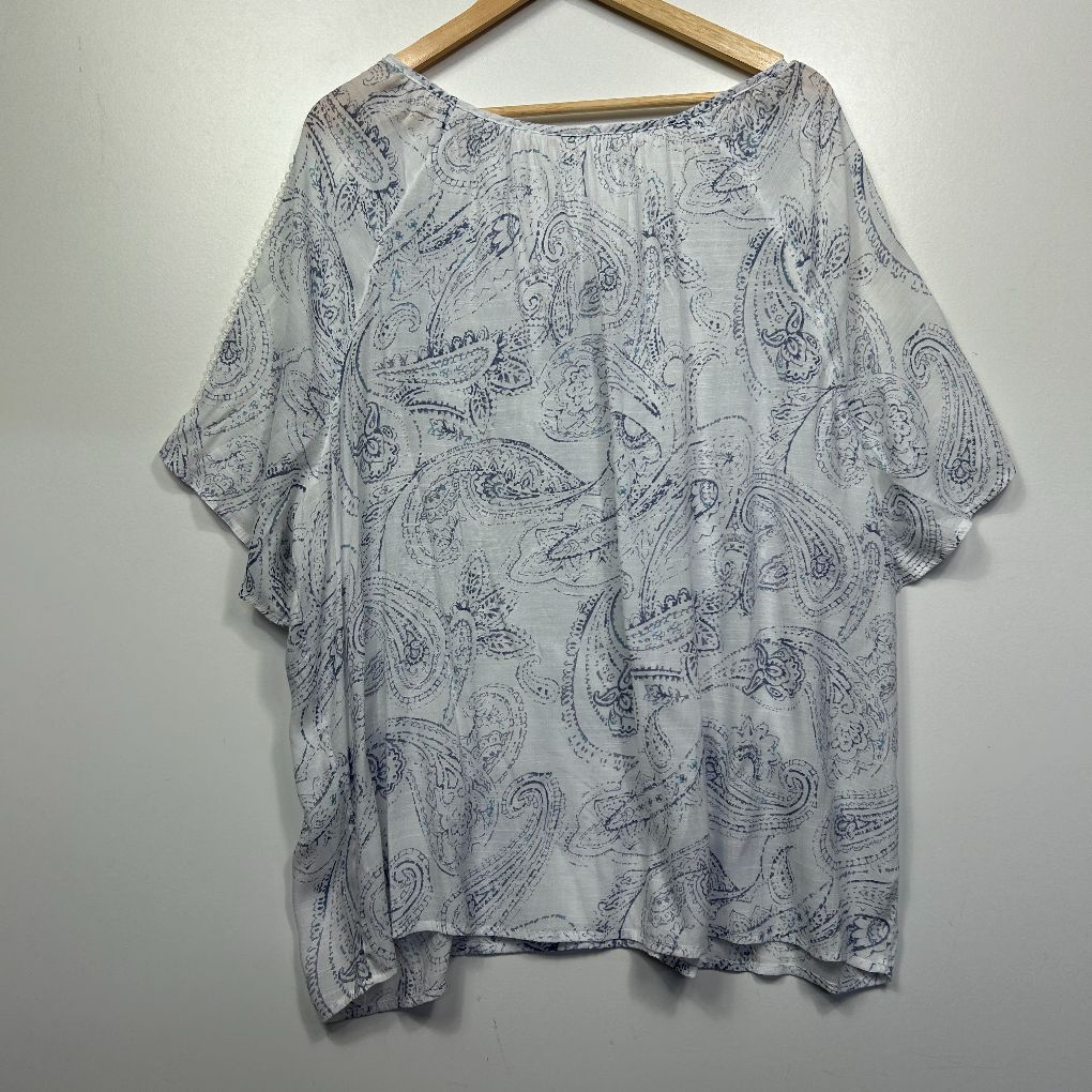 White Paisley Top - Size 18/20 - Image 2