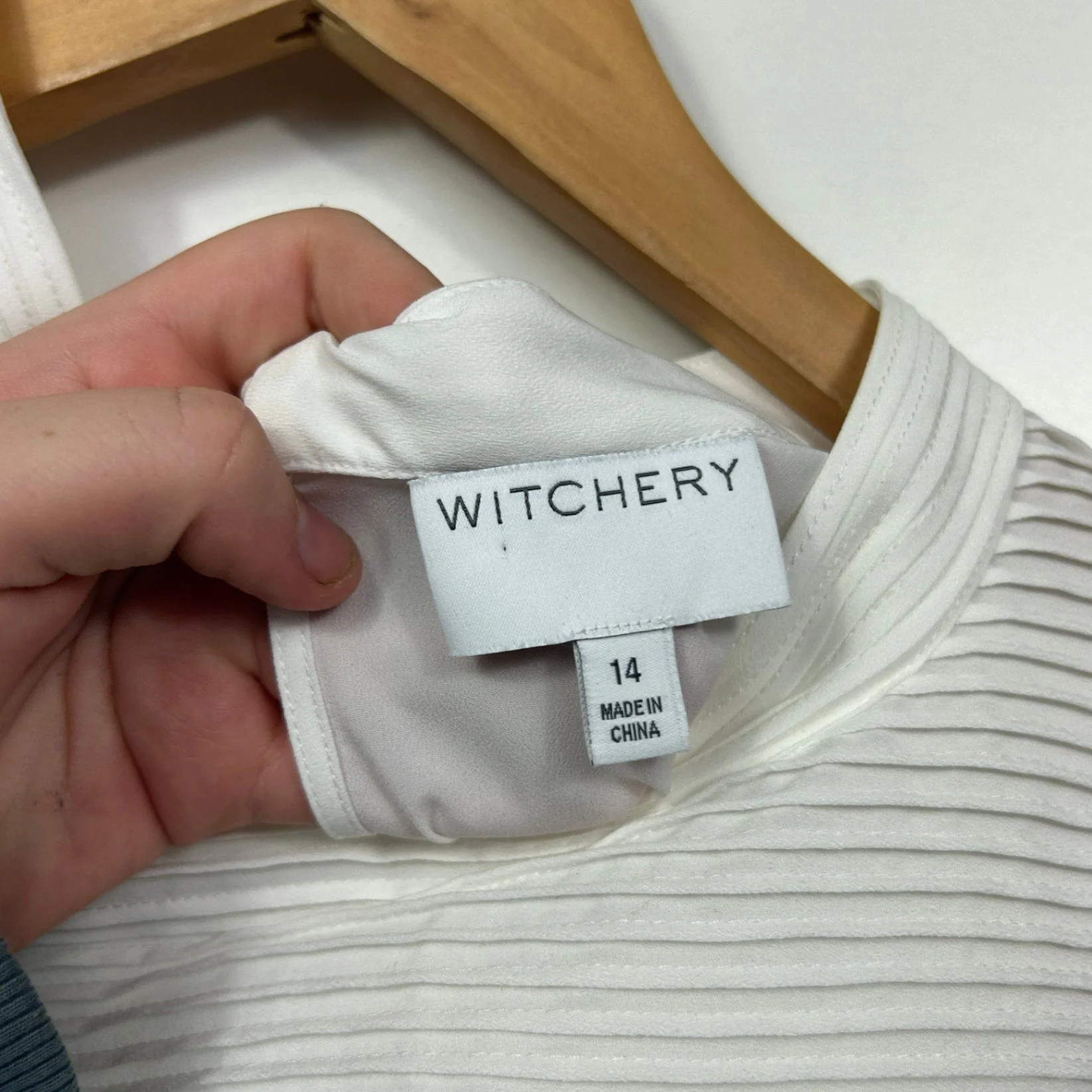 Witchery Long Sleeve Pleated Sheer High Neck Blouse Size 14 - Image 3