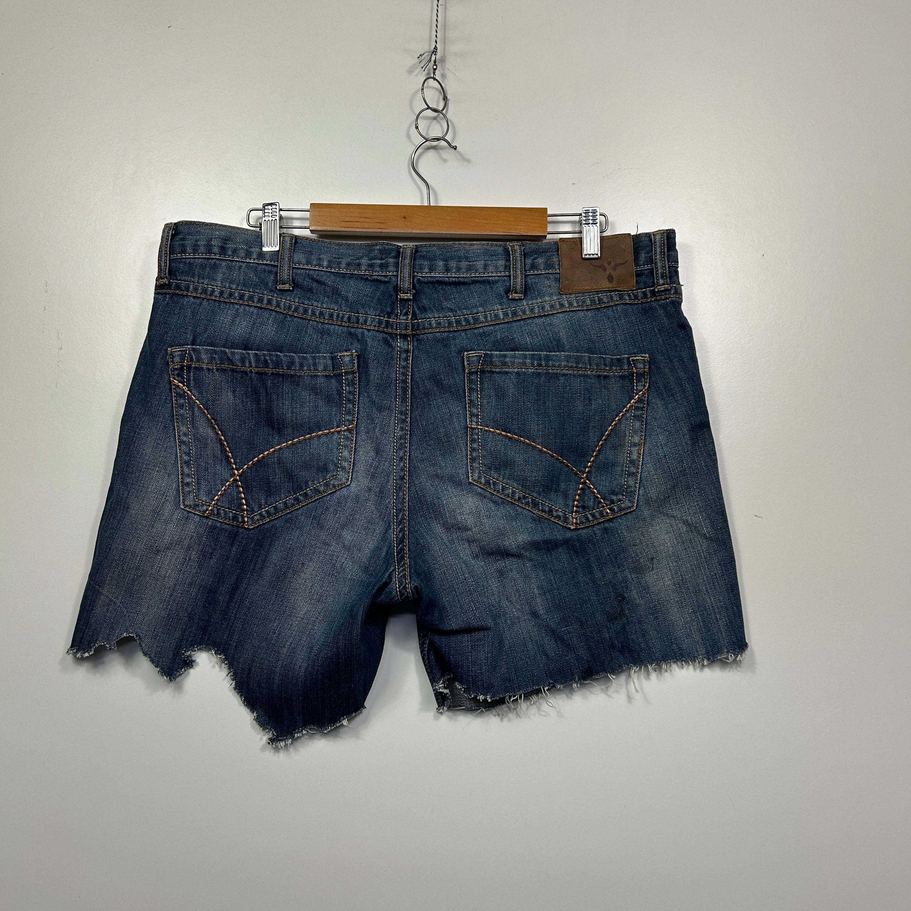 Wrangler Dark Blue Cut Off Denim Shorts - Size 20X - Image 2