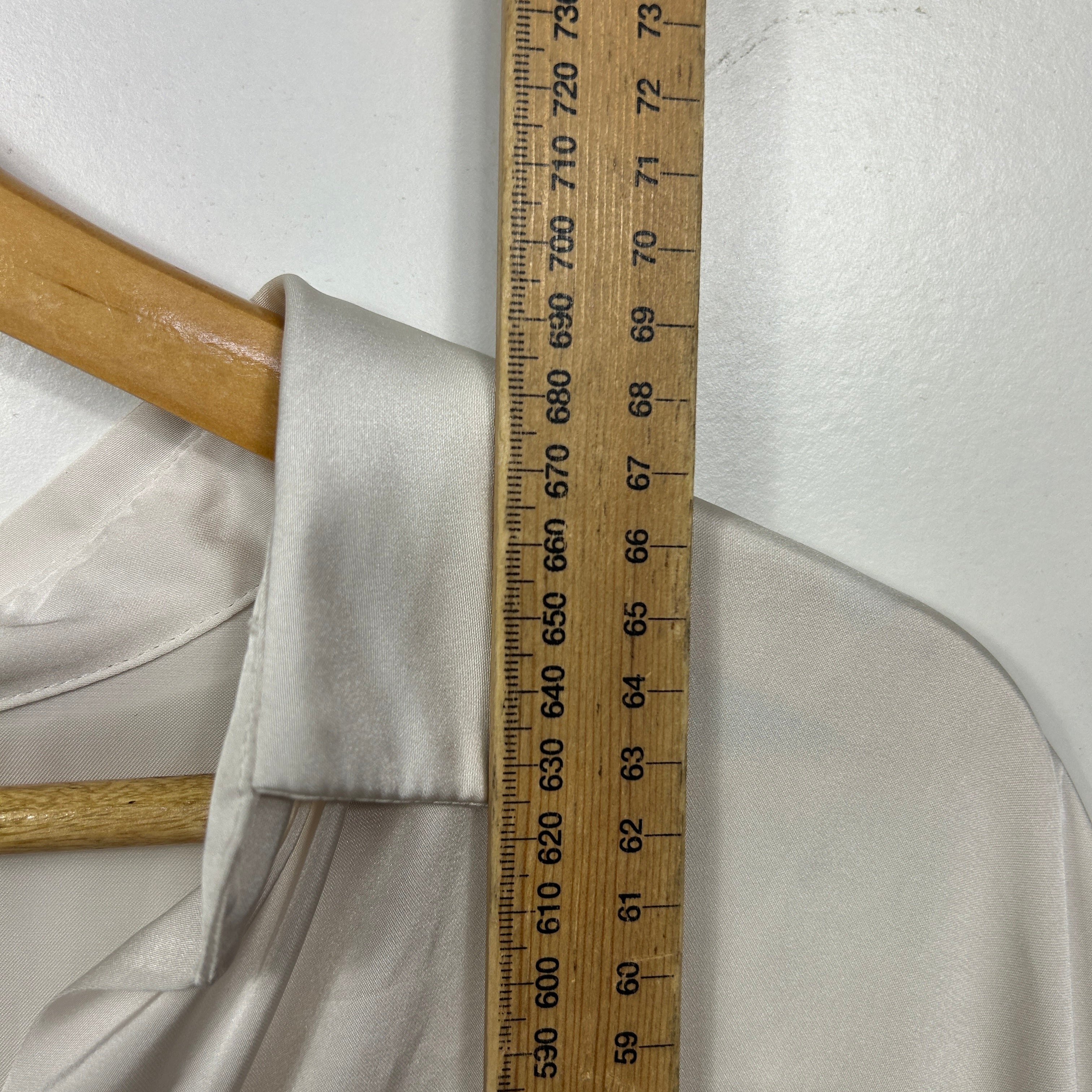 Zara Ivory Satin Shirt - Size XL - Image 6
